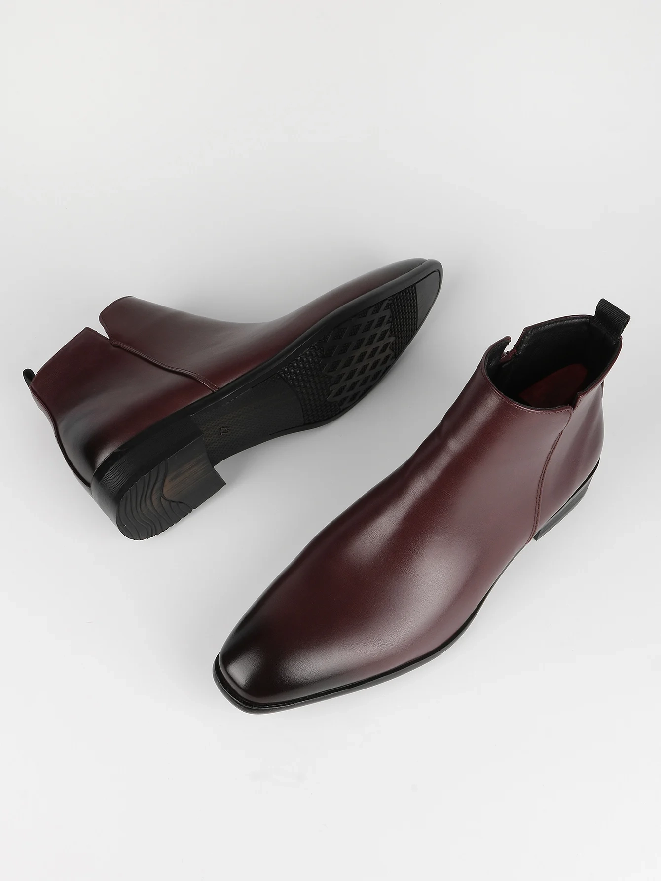 Strideunity Genuine Leather Chelsea Boots - Image 3